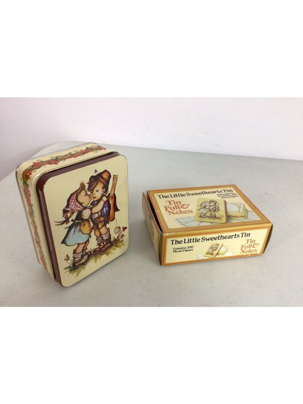 Tin Vintage Tin Full O' Notes The Little Sweethearts Box Included